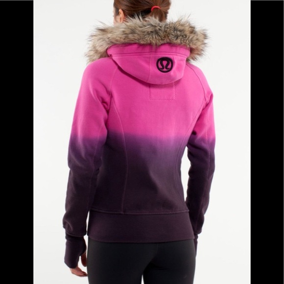 ⭐️Host Pick ⭐️ Rare Special Edition Lululemon Scuba Hoodie *Fur - Picture 6 of 8